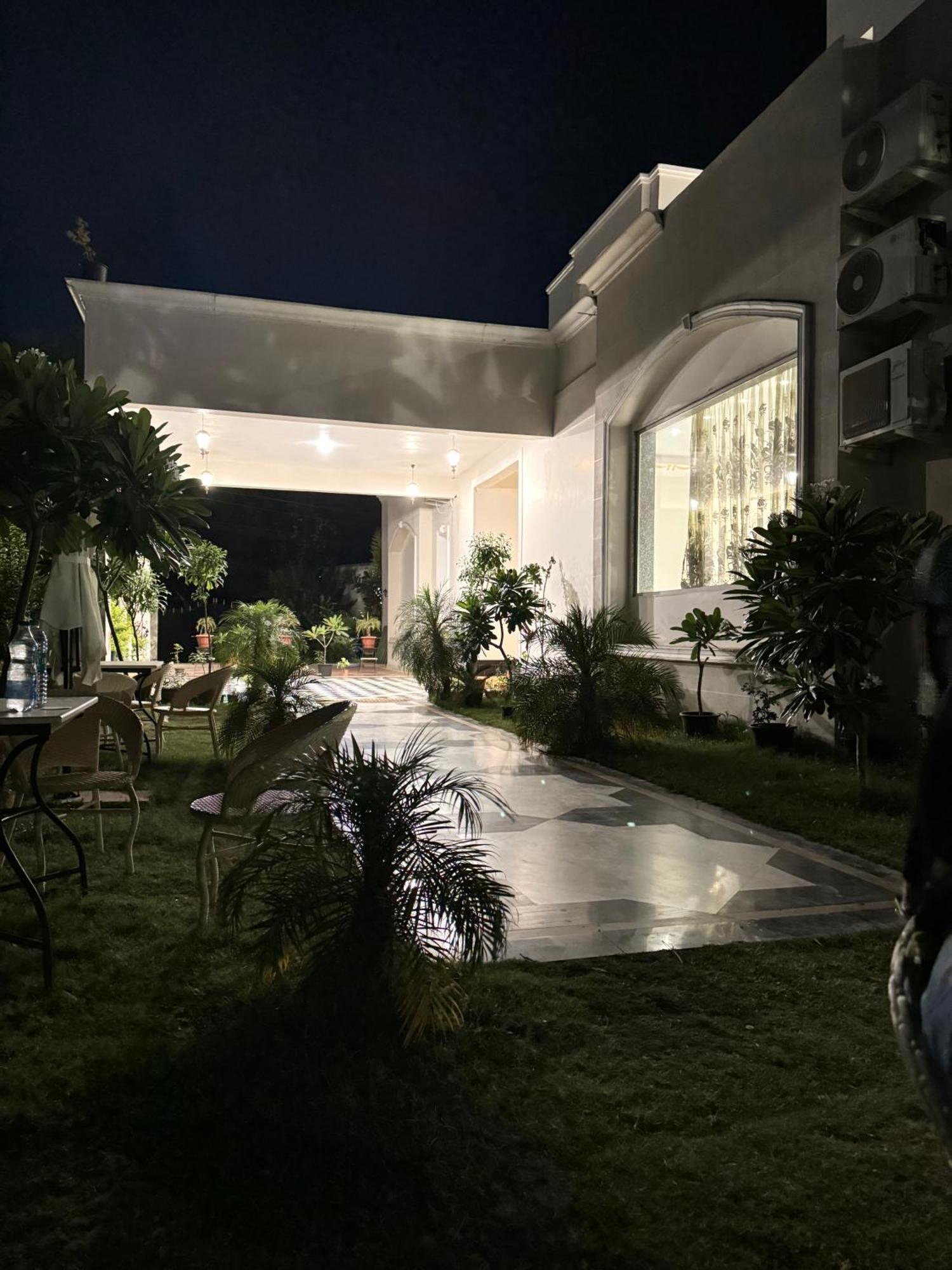 Surya Uday Villa Udaipur Exterior foto